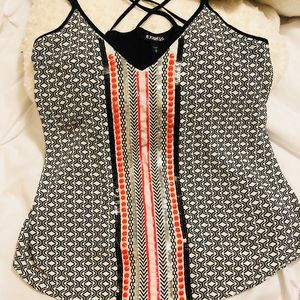 Express like new. Size M.